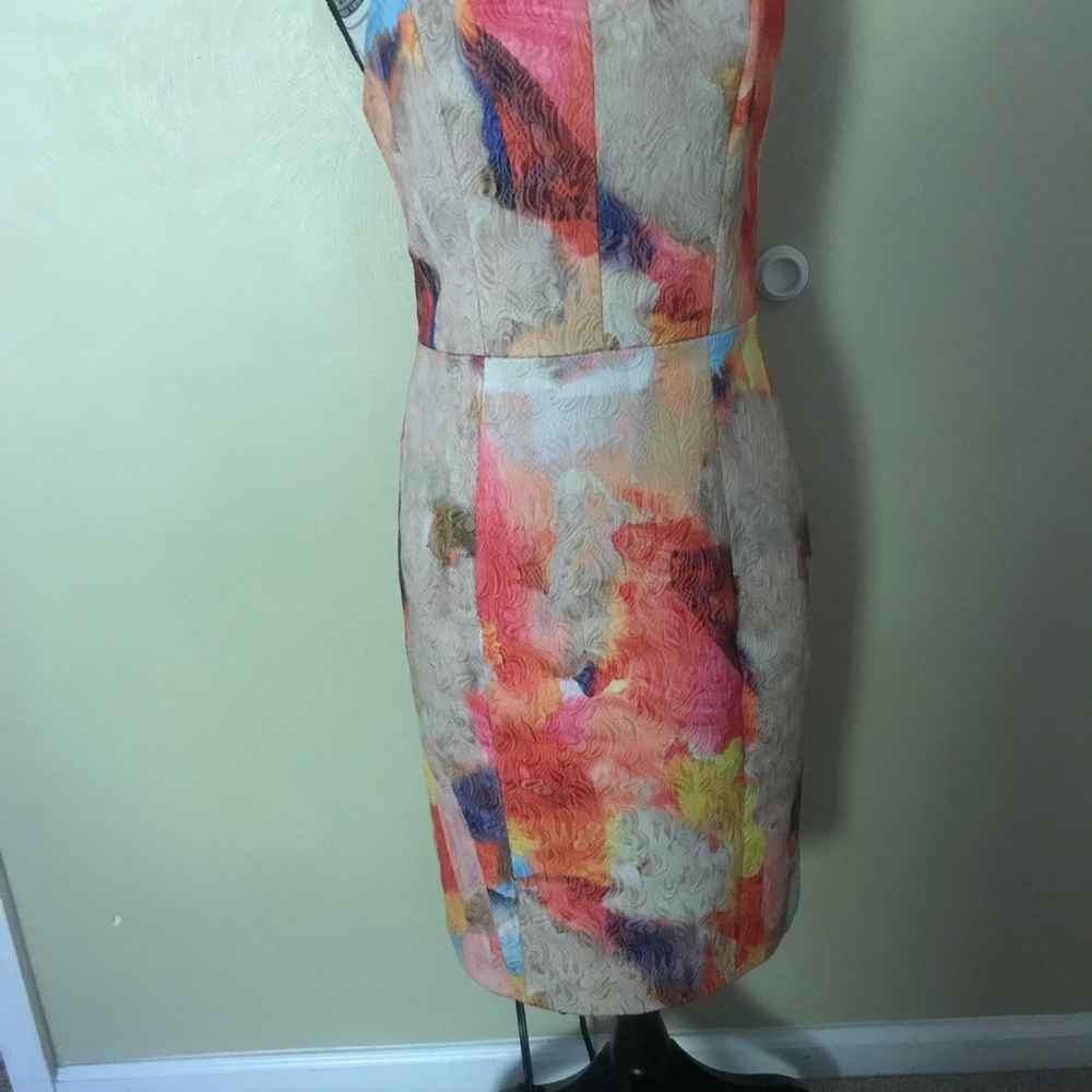 Dress - Picture 4 of 5